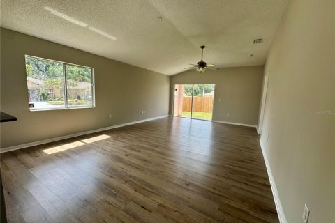 Villa ou maison à louer à Plant City, Floride: 3 chambres, 119.38 m2 № 1782466 - photo 9