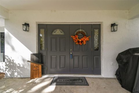 Casa en venta en Port Richey, Florida, 4 dormitorios, 294.41 m2 № 1904364 - foto 3
