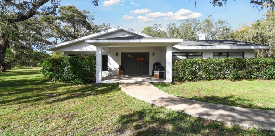Casa en Port Richey, Florida 4 dormitorios, 294.41 m2 № 1904364