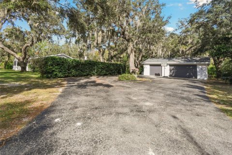 Casa en venta en Port Richey, Florida, 4 dormitorios, 294.41 m2 № 1904364 - foto 8