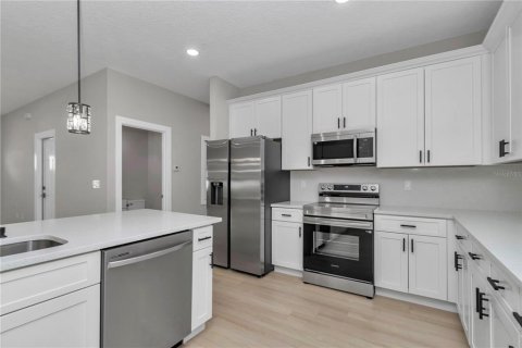 Casa en venta en Ocala, Florida, 4 dormitorios, 168.71 m2 № 1898900 - foto 16