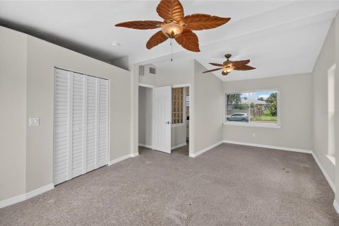 Villa ou maison à vendre à Saint Petersburg, Floride: 3 chambres, 173.91 m2 № 2216593 - photo 27