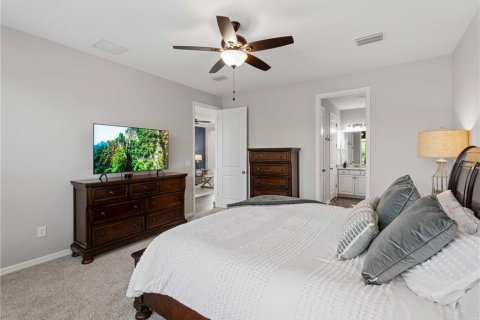 House in Sarasota, Florida 4 bedrooms, 285.95 sq.m. № 1909758 - photo 21