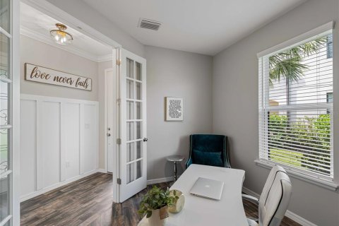 House in Sarasota, Florida 4 bedrooms, 285.95 sq.m. № 1909758 - photo 5