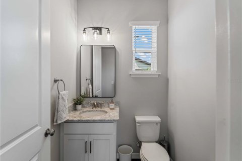 House in Sarasota, Florida 4 bedrooms, 285.95 sq.m. № 1909758 - photo 9