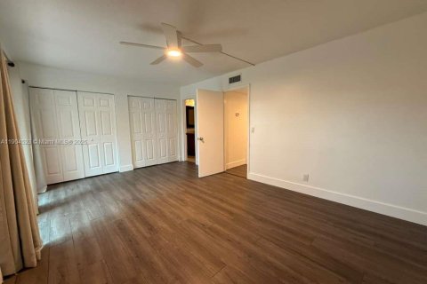 Купить таунхаус в Дейви, Флорида 3 спальни, 155.15м2, № 1954921 - фото 26