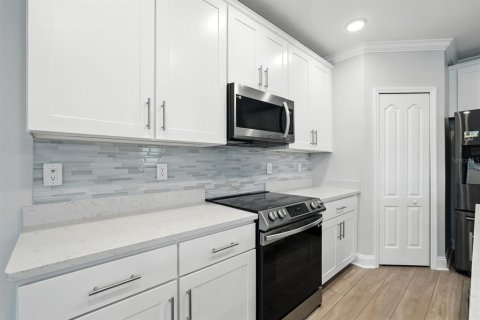 Купить виллу или дом в Палм-Кост, Флорида 8 комнат, 288.93м2, № 1907573 - фото 6