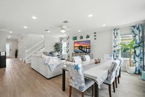 Купить виллу или дом в Палм-Кост, Флорида 8 комнат, 288.93м2, № 1907573 - фото 9