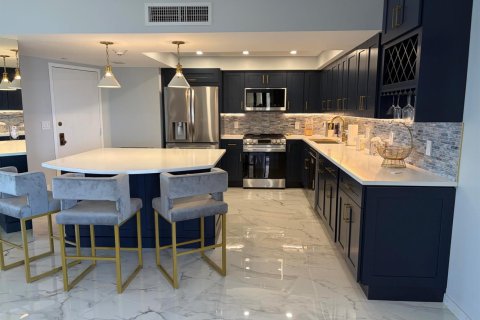 Condo in Lauderdale-by-the-Sea, Florida, 1 bedroom  № 2187479 - photo 2