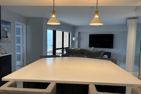 Condo in Lauderdale-by-the-Sea, Florida, 1 bedroom  № 2187479 - photo 6