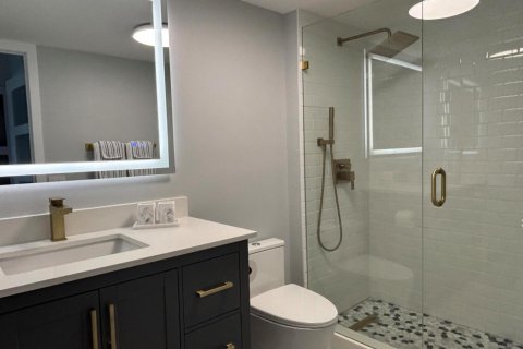 Condo in Lauderdale-by-the-Sea, Florida, 1 bedroom  № 2187479 - photo 5