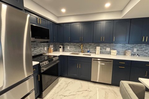 Condo in Lauderdale-by-the-Sea, Florida, 1 bedroom  № 2187479 - photo 10