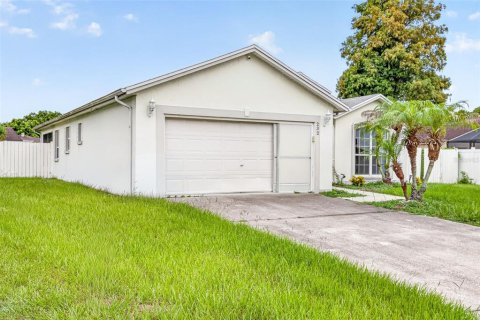Villa ou maison à vendre à Winter Haven, Floride: 3 chambres, 131.64 m2 № 2277425 - photo 12