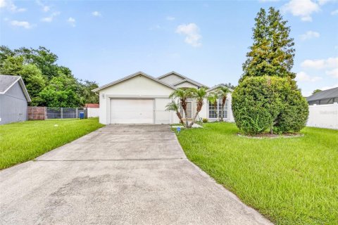 Villa ou maison à vendre à Winter Haven, Floride: 3 chambres, 131.64 m2 № 2277425 - photo 10