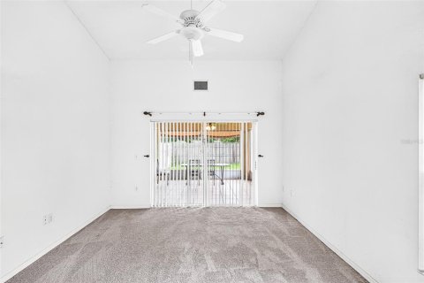 Villa ou maison à vendre à Winter Haven, Floride: 3 chambres, 131.64 m2 № 2277425 - photo 30