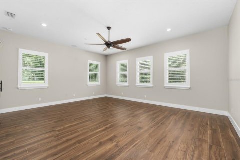 House in Ocala, Florida 5 bedrooms, 532.33 sq.m. № 2215610 - photo 19