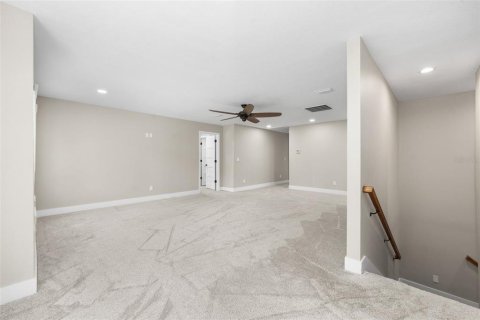 House in Ocala, Florida 5 bedrooms, 532.33 sq.m. № 2215610 - photo 29