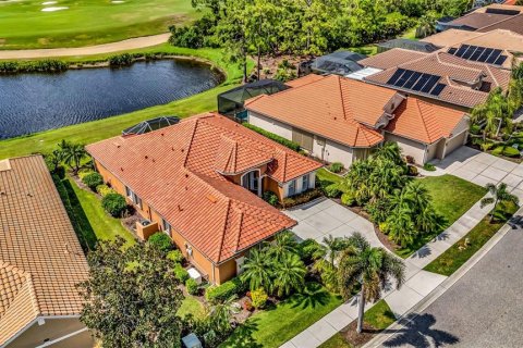 Villa ou maison à vendre à North Port, Floride: 3 chambres, 223.24 m2 № 1904236 - photo 4