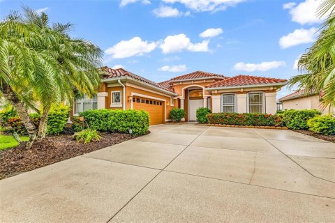 Villa ou maison à vendre à North Port, Floride: 3 chambres, 223.24 m2 № 1904236 - photo 2