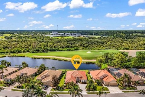 Villa ou maison à vendre à North Port, Floride: 3 chambres, 223.24 m2 № 1904236 - photo 5