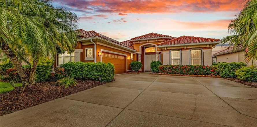 Villa ou maison à North Port, Floride 3 chambres, 223.24 m2 № 1904236