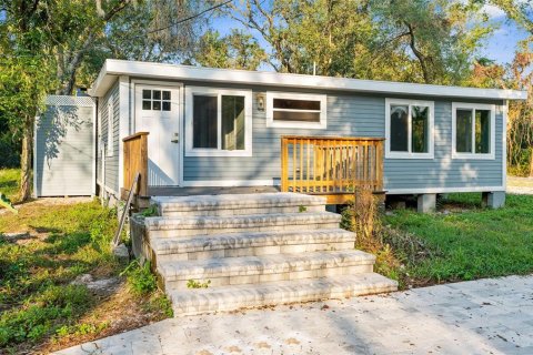 Casa en venta en Dade City, Florida, 3 dormitorios, 155.8 m2 № 1914412 - foto 1