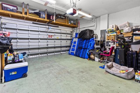 House in Homestead, Florida 4 bedrooms, 163.69 sq.m. № 1990716 - photo 29