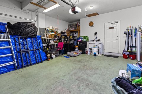 House in Homestead, Florida 4 bedrooms, 163.69 sq.m. № 1990716 - photo 30