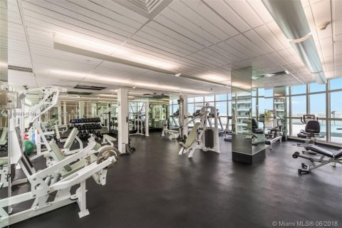 Condominio en alquiler en Miami, Florida, 1 dormitorio, 79.52 m2 № 1973701 - foto 19