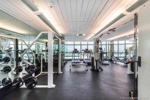 Condominio en alquiler en Miami, Florida, 1 dormitorio, 79.52 m2 № 1973701 - foto 18