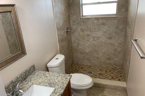 Condominio en venta en Tamarac, Florida, 2 dormitorios, 95.22 m2 № 2145976 - foto 5