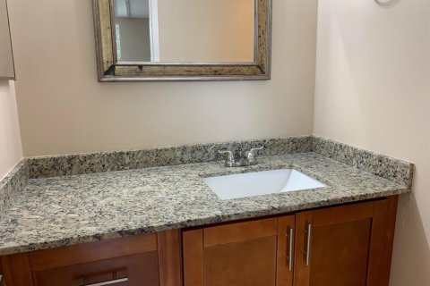 Condominio en venta en Tamarac, Florida, 2 dormitorios, 95.22 m2 № 2145976 - foto 17