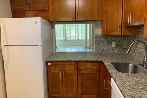 Condominio en venta en Tamarac, Florida, 2 dormitorios, 95.22 m2 № 2145976 - foto 7