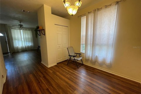 Condominio en venta en Gainesville, Florida, 2 dormitorios, 109.25 m2 № 1918865 - foto 7
