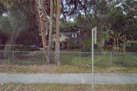Propiedad comercial en venta en Gainesville, Florida № 1863554 - foto 1