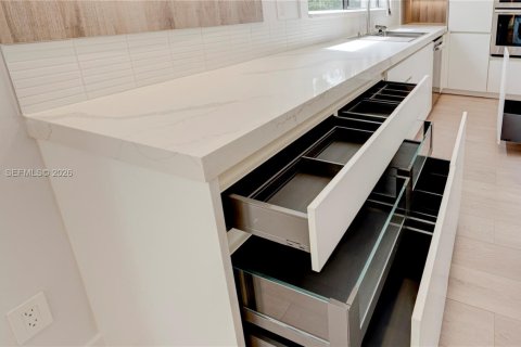 Villa ou maison à vendre à Cutler Bay, Floride: 5 chambres, 315.77 m2 № 2051240 - photo 18