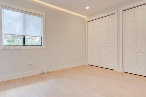 Villa ou maison à vendre à Cutler Bay, Floride: 5 chambres, 315.77 m2 № 2051240 - photo 30