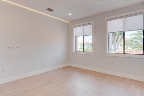 Villa ou maison à vendre à Cutler Bay, Floride: 5 chambres, 315.77 m2 № 2051240 - photo 26