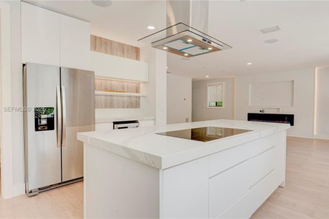 Villa ou maison à vendre à Cutler Bay, Floride: 5 chambres, 315.77 m2 № 2051240 - photo 14