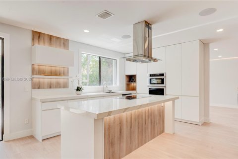 Villa ou maison à vendre à Cutler Bay, Floride: 5 chambres, 315.77 m2 № 2051240 - photo 19