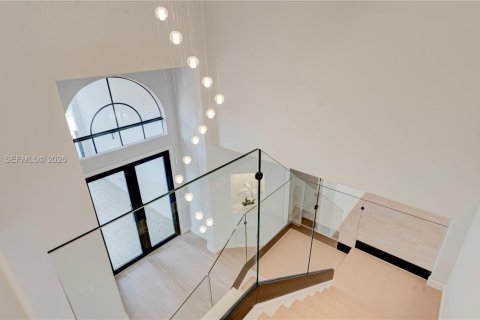 Villa ou maison à vendre à Cutler Bay, Floride: 5 chambres, 315.77 m2 № 2051240 - photo 3