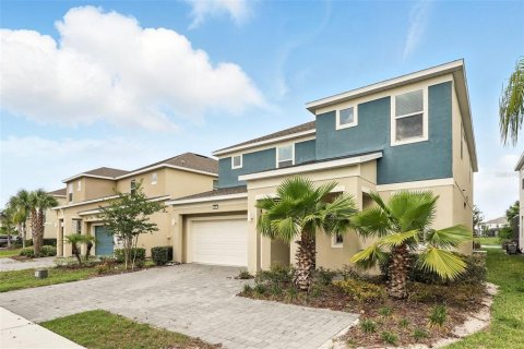 House in Kissimmee, Florida 8 bedrooms, 353.49 sq.m. № 1771838 - photo 2