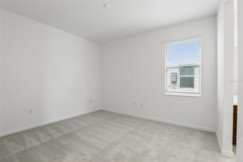 House in Kissimmee, Florida 8 bedrooms, 353.49 sq.m. № 1771838 - photo 17