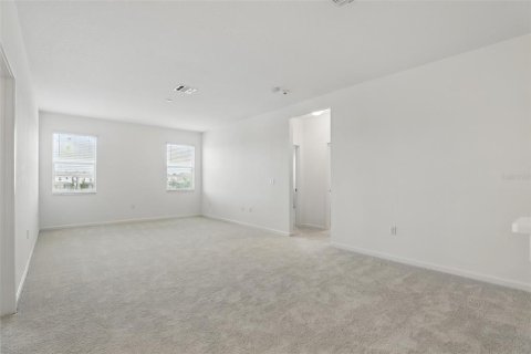 House in Kissimmee, Florida 8 bedrooms, 353.49 sq.m. № 1771838 - photo 22