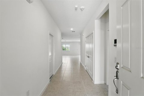 House in Kissimmee, Florida 8 bedrooms, 353.49 sq.m. № 1771838 - photo 4