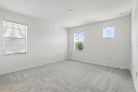 House in Kissimmee, Florida 8 bedrooms, 353.49 sq.m. № 1771838 - photo 24
