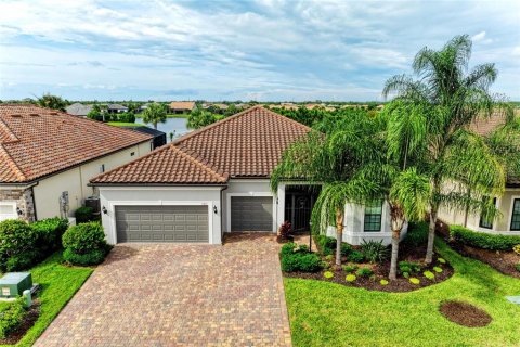 Villa ou maison à Lakewood Ranch, Floride 3 chambres, 264.86 m2 № 2425233