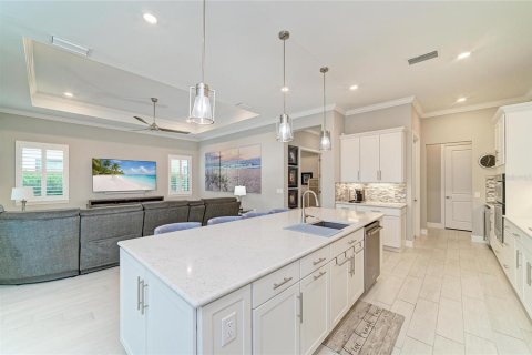 Villa ou maison à vendre à Lakewood Ranch, Floride: 3 chambres, 264.86 m2 № 2425233 - photo 21