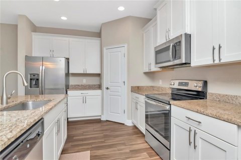 House in Tampa, Florida 3 bedrooms, 162.76 sq.m. № 1876104 - photo 17