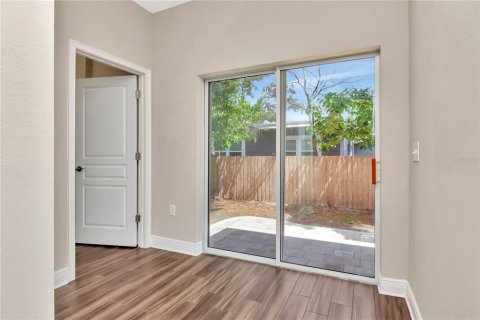 House in Tampa, Florida 3 bedrooms, 162.76 sq.m. № 1876104 - photo 29